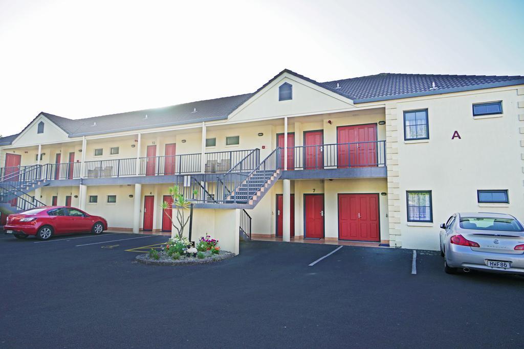 Anglesea Motel And Conference Centre Hamilton Exterior photo